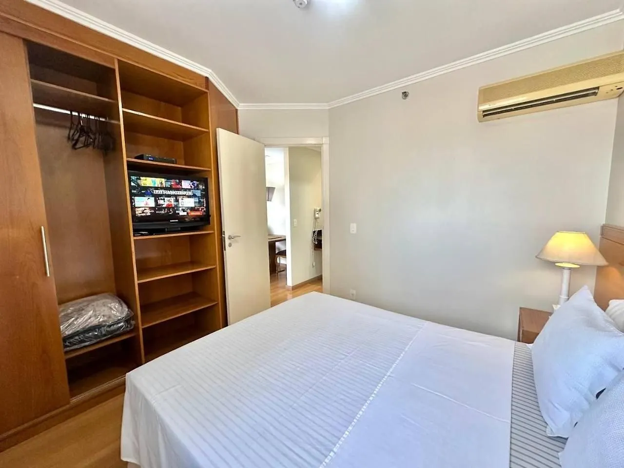 Apartamento Long Stay Alvorada 1009 aparthotel 2 dorms Vila Olímpia São Paulo Brasil